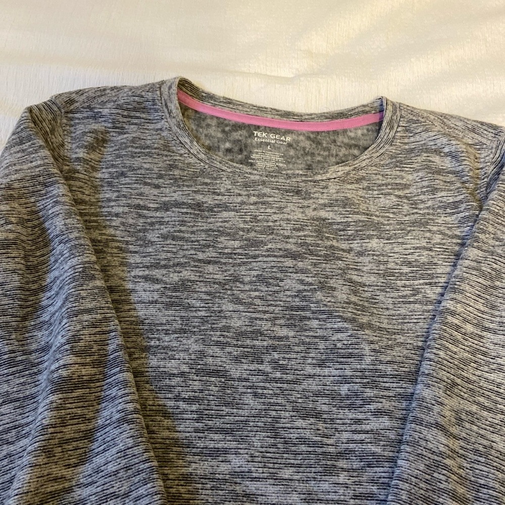 Ladies Large Tek Gear long sleeve top